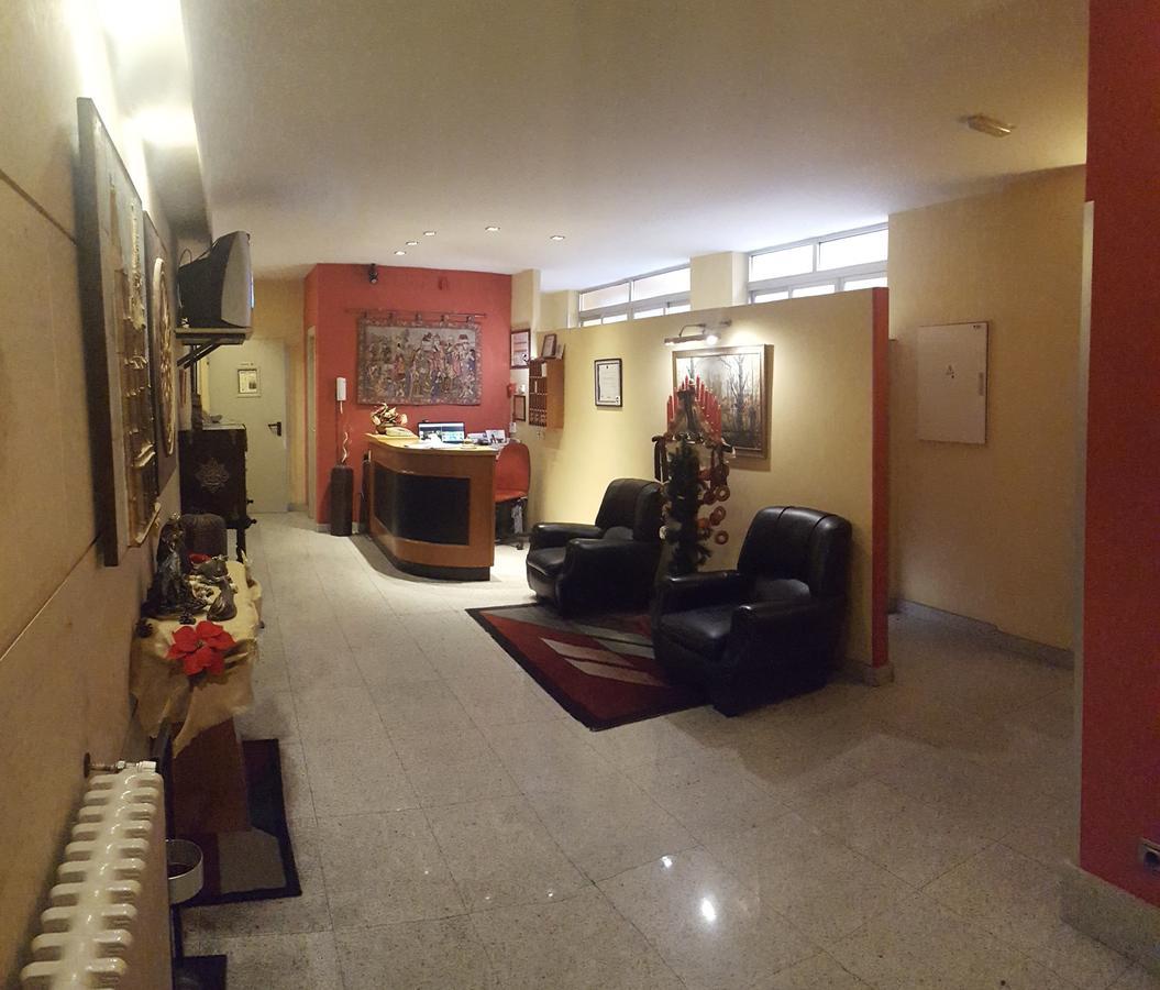 Hostal Guzman El Bueno By Gaiarooms León Extérieur photo